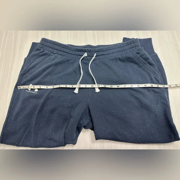 Woman’s Under Armour Navy/Grey Speckled Track Suit - Picture 8 of 16